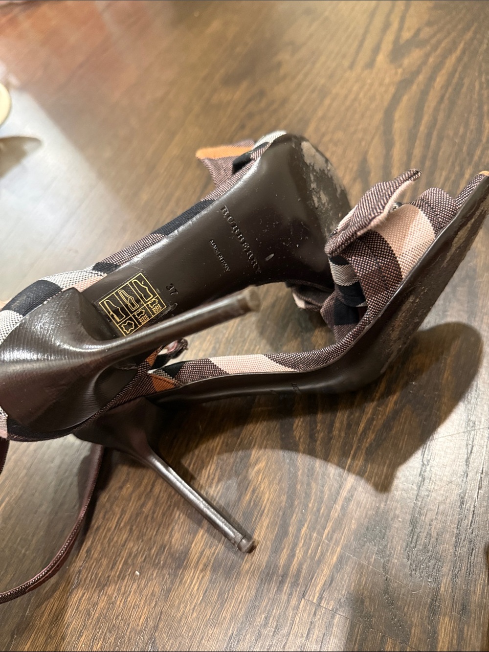 Burberry Pink and Brown Plaid Bow Heeled Sandals - Picture 3 of 5